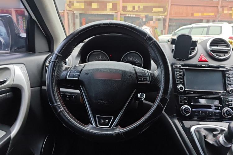 Used Haval H6 2013 Upgraded Model 1.5T Manual Two-Wheel Drive Elite Version