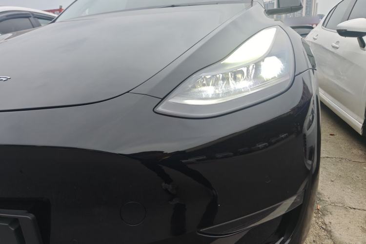 Used Tesla Model Y 2021 Long-Range All-Wheel-Drive Version