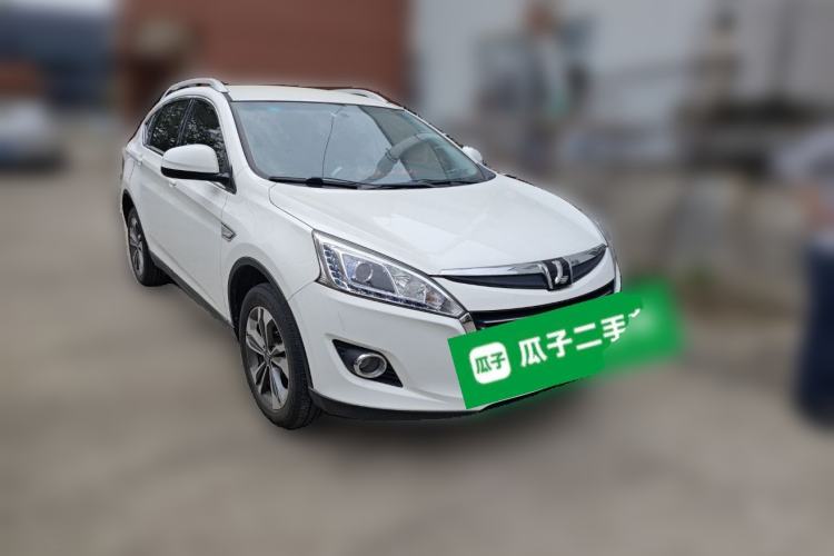 Used Luxgen U6 SUV 2016 1.8T Style Value Model Front Right 45 Deg