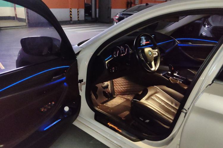 Used BMW 5 Series 2018 Revised Version 530Li Leading Edition Luxury Package Driver Seat