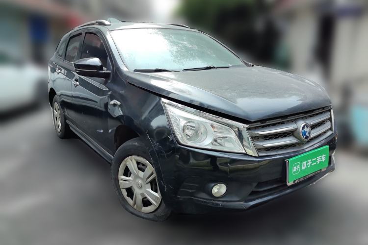 Used Venucia T70 2015 1.6L Manual Ruixing Edition Front Right 45 Deg