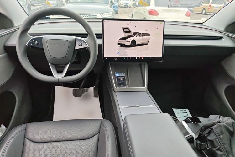 Used Tesla Model Y 2025 Rear-Wheel-Drive Version