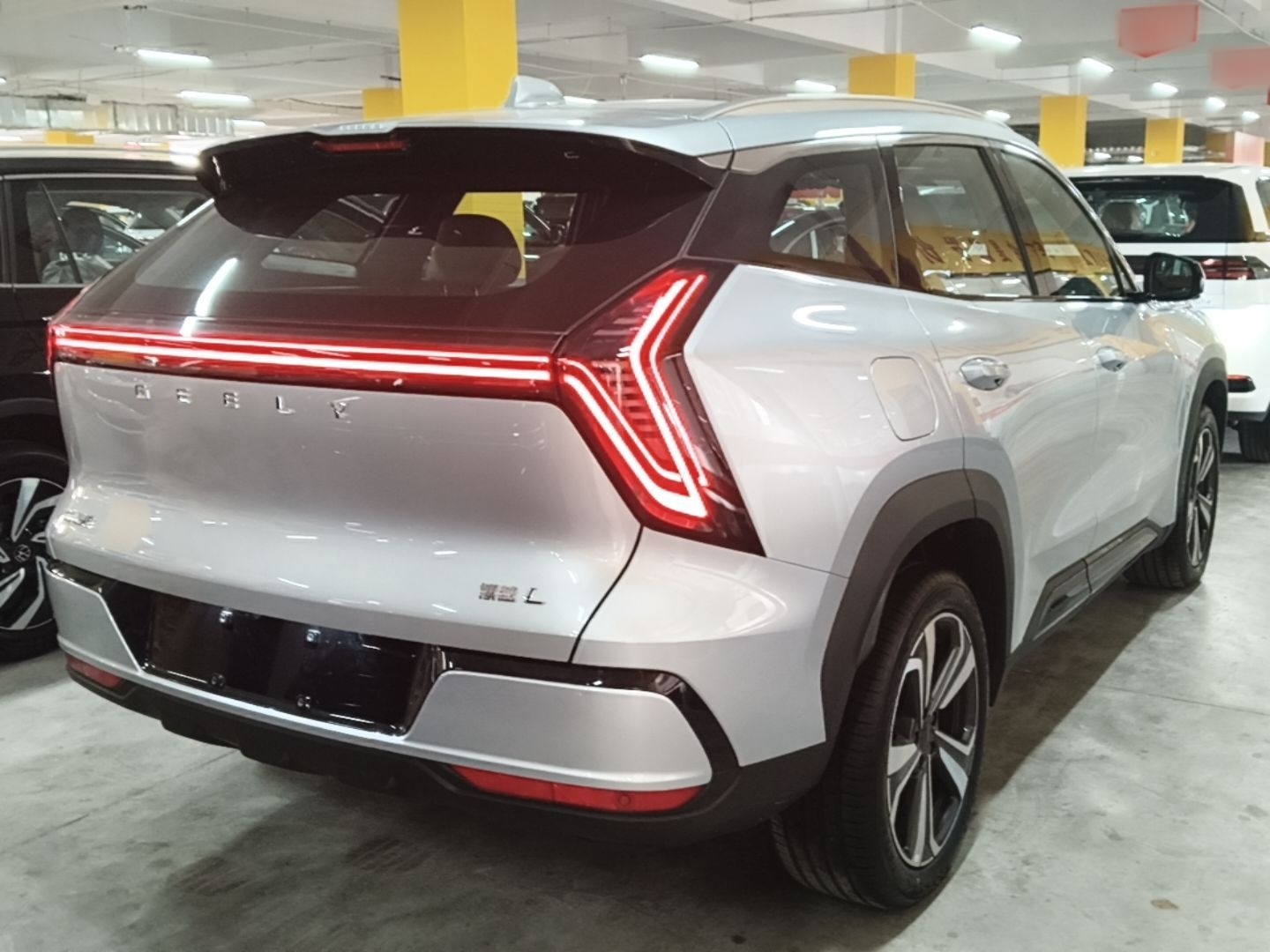 Geely Auto FX11 2025 4th Generation 1.5TD DCT - Shanhe — снимка 6