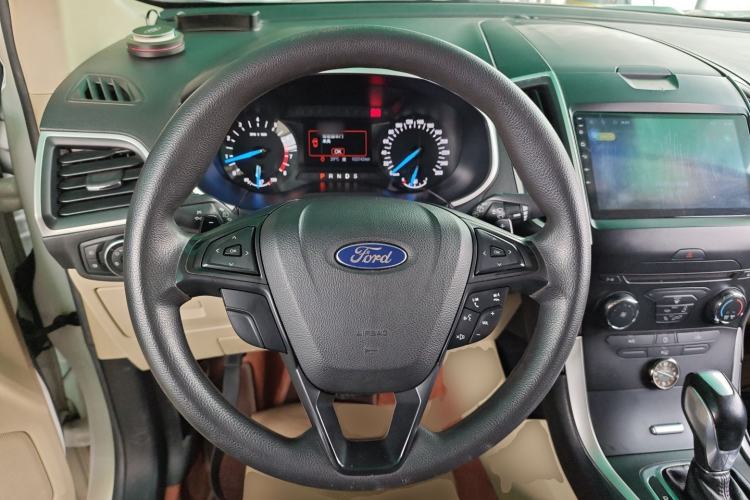 Used Ford Edge 2015 2.0T GTDi Two-Wheel-Drive Elite Edition
