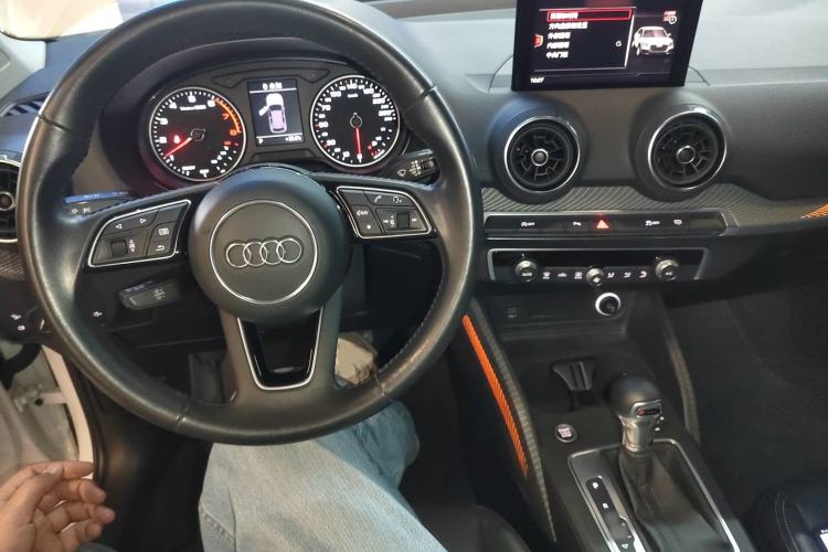 Used Audi Q2L 2021 35 TFSI Fashion Dynamic Model
