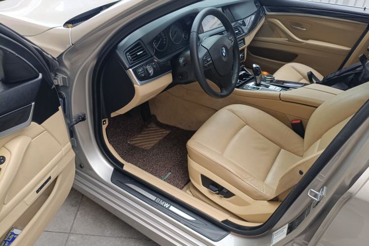 Used BMW 5 Series 2013 520Li Elegant Edition Driver Seat