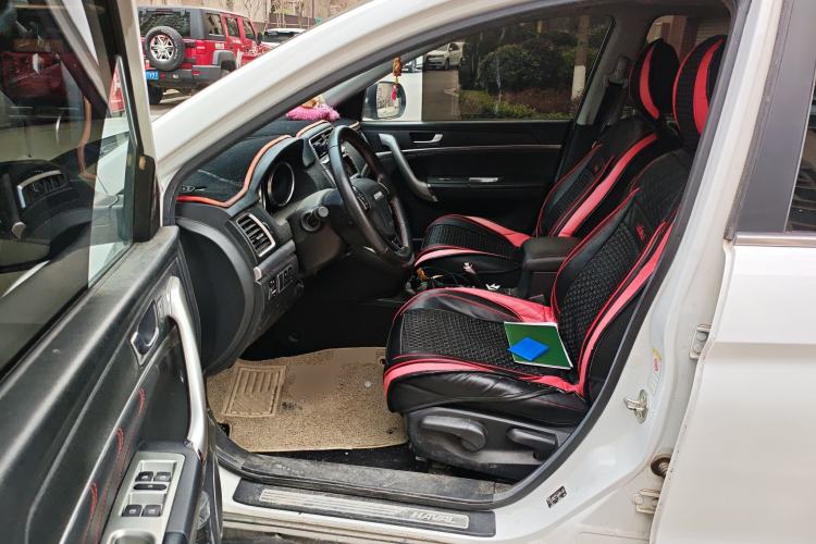 Used Haval M6 2018 1.5T DCT Two-Wheel Drive Elite Model