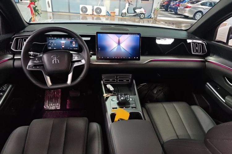 Used BYD Song Pro New Energy 2025 Second-Generation Intelligent Driving Version DM-i 115KM Superior Trim Center Console