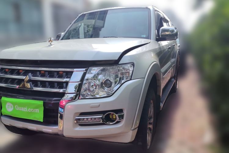 Used Mitsubishi Pajero 2018 V97 3.8L 5-Door GLS Sunroof – U.S. Specification