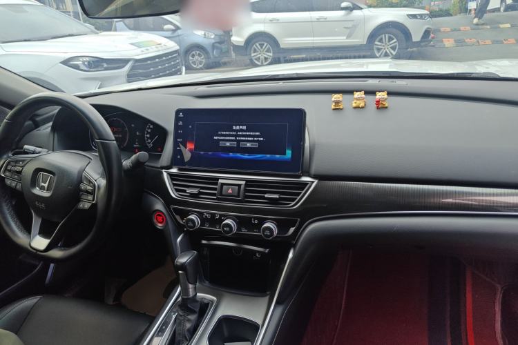 Used Honda Accord 2022 260TURBO Phantom Night · Prestige Edition Center Console