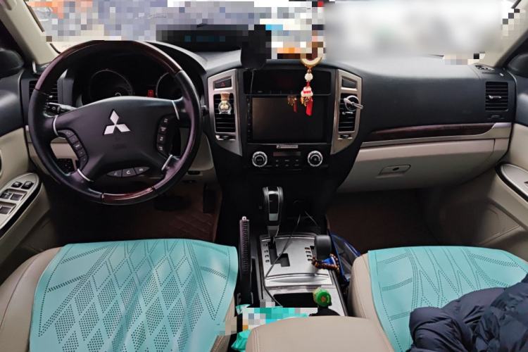 Used Mitsubishi Pajero 2018 V97 3.8L 5-Door GLS Sunroof – U.S. Specification