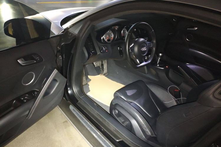 Used Audi R8 2007 4.2 FSI quattro Driver Seat