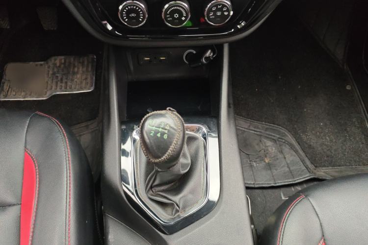 Used Soueast DX3 2018 1.5T SRG Manual Flagship Model Gear Lever