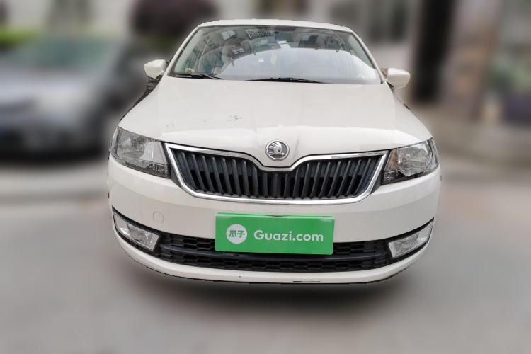 Used Skoda Rapid 2013 1.6L Automatic Smart Selection Model Front