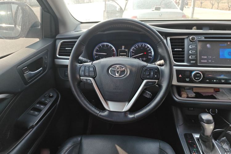 Used Toyota Highlander 2017 2.0T Four-Wheel Drive Ultimate Edition 7 Seats