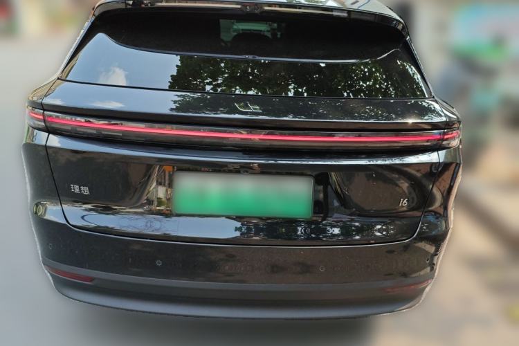 Used Li Auto i6 2025 Model Four-Wheel-Drive Standard Type