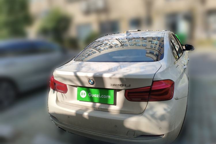 Used BMW 3 Series 2016 320Li Ambition Model
