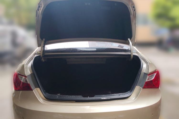 Used Hyundai Sonata 2013 2.4L Automatic Leading Edition China V Standard