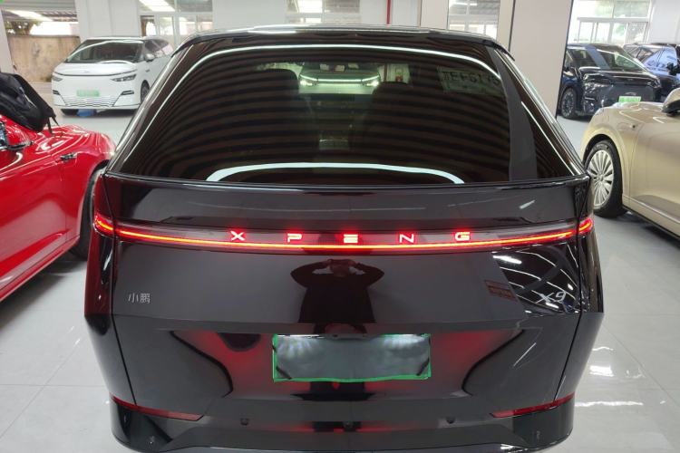 Used XPeng X9 2025 740 Ultra-Long Range Max
