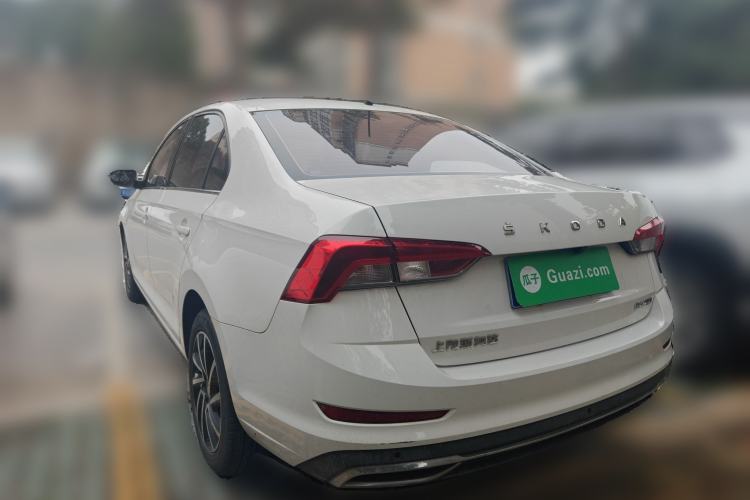 Used Skoda Rapid 2020 1.5L Automatic Comfort Edition
