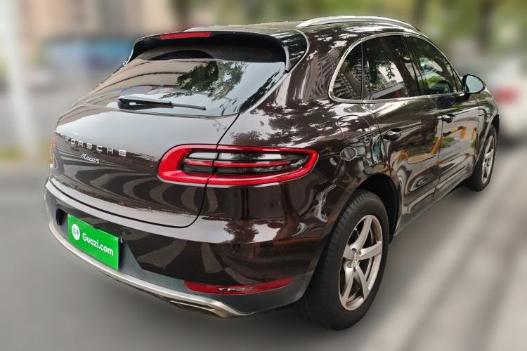 Used Porsche Macan 2014 Macan 2.0T Rear Right 45 Deg