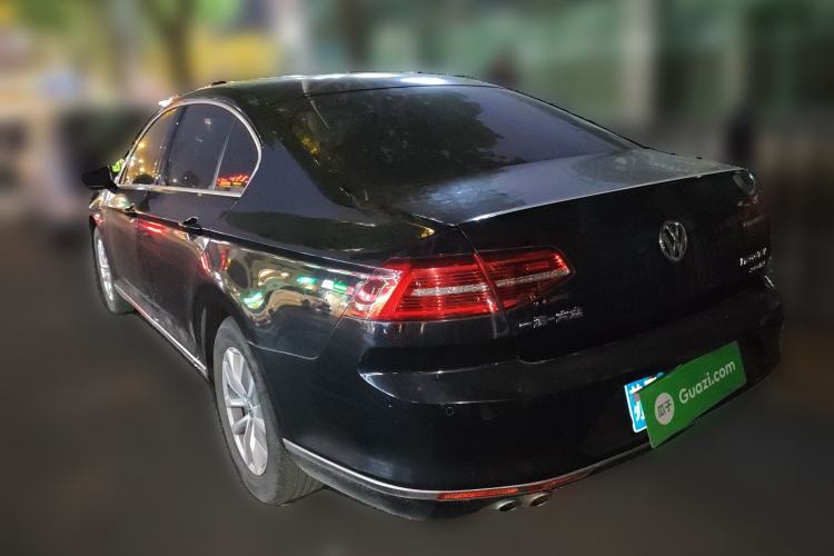 Used Volkswagen Magotan 2018 280TSI DSG Comfort Model
