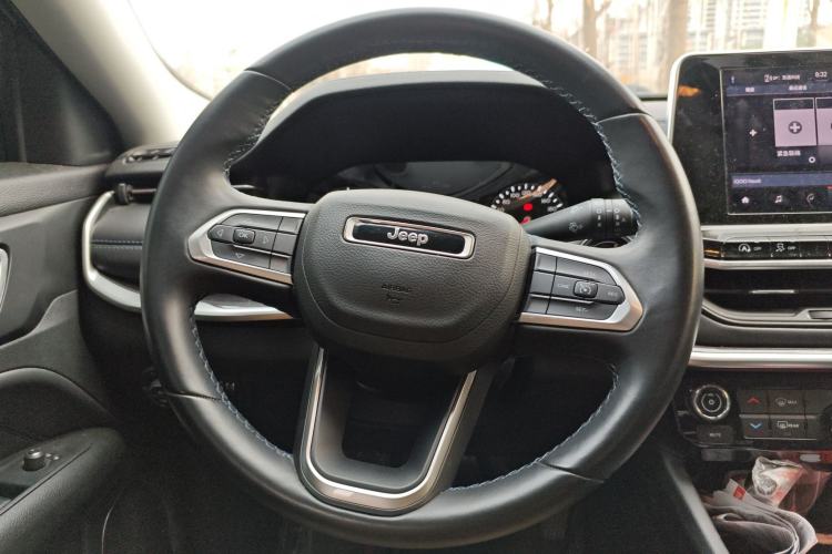 Used Jeep Compass 2021 220T Automatic Leading Edition
