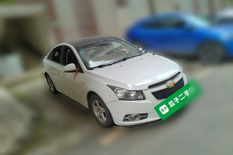 Used Chevrolet Cruze 2013 1.6L SL MT Front Right 45 Deg