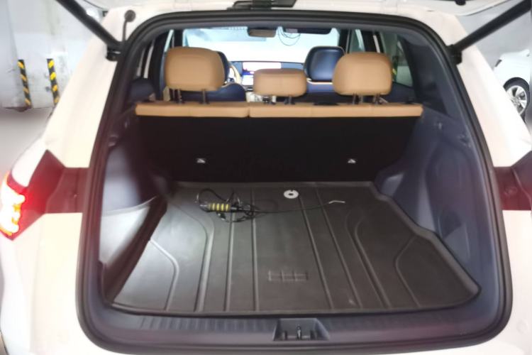 Used Geely Galaxy Xingjian 7 EM-i 2025 120km Exploration+ Version Trunk