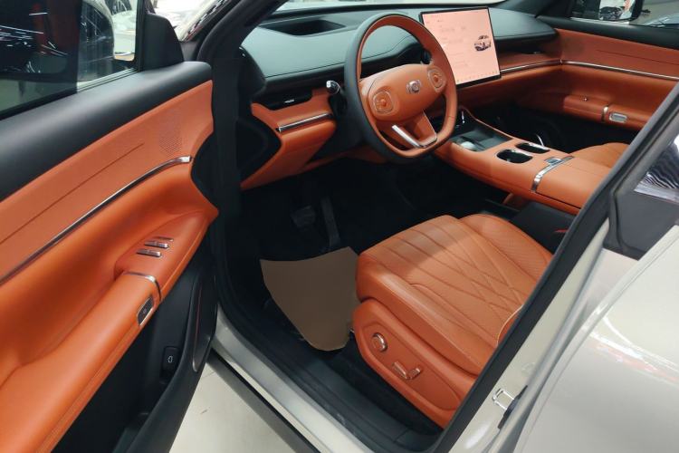 Used CHANGAN NEVO Q07 2025 215 Flagship Edition