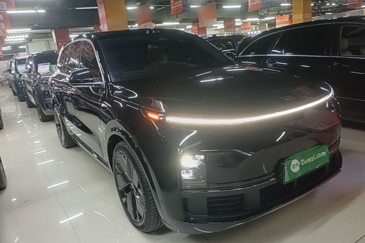 Used Li Auto L8 2025 Max Smart Refresh Edition
