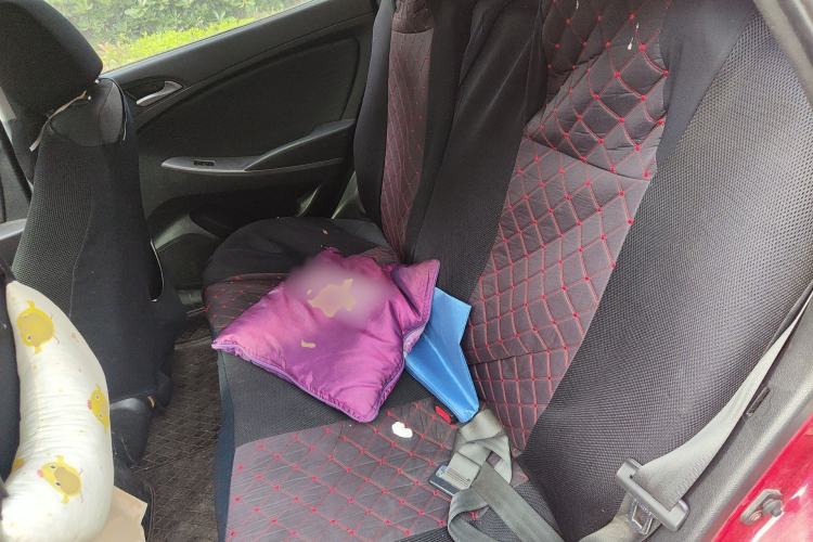 Used Hyundai Verna Ray 2014 1.4L Manual GLX Left Rear Seat