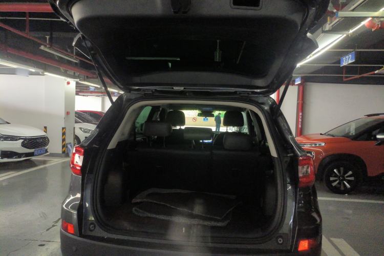 Used CHANGAN CS75 2017 Shangkui Edition 1.5T Manual Luxury Model Trunk