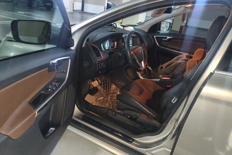 Used Volvo XC60 2016 T5 AWD Zhiyuan Edition