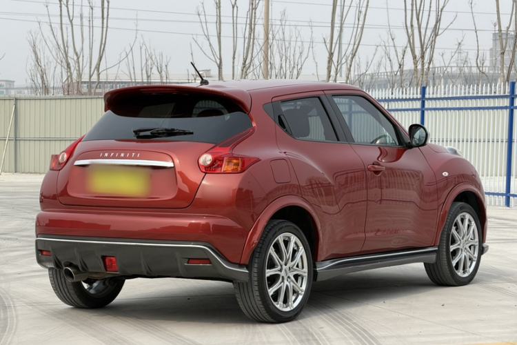 Used Infiniti ESQ 2014 1.6L Spontaneous Edition