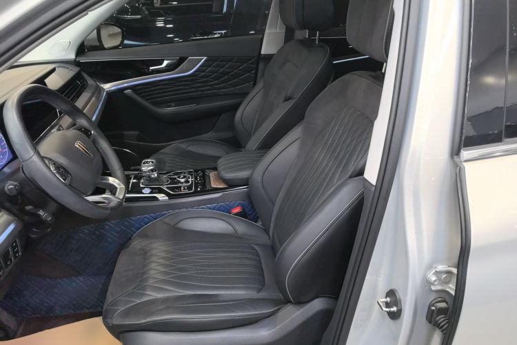 Used Hongqi HS5 2022 Facelifted Version 2.0T Smart Connect Flagship All-Wheel-Drive Edition