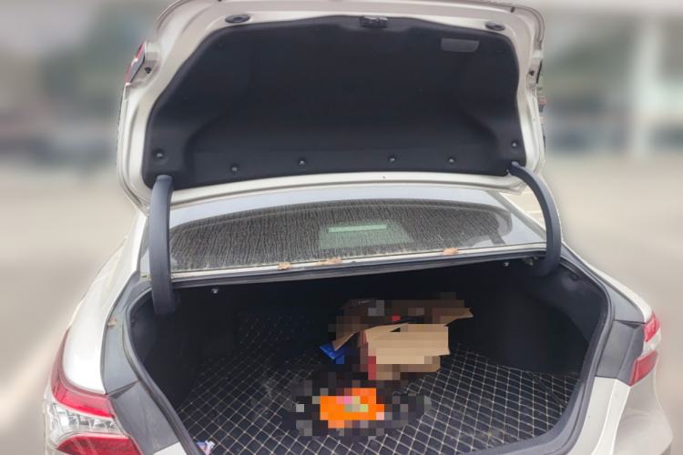 Used Toyota Camry 2018 2.0G Luxury Edition Trunk