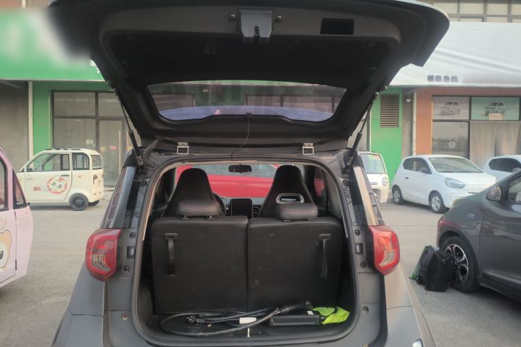 Used Chery QQ Little Ant 2022 Revised Version Sweet Pink Edition Half-Sugar Version Lithium Iron Phosphate 30.7 kWh 30 kW 301 km