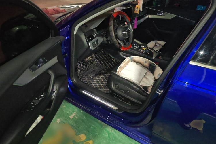 Used Audi A4L 2019 40 TFSI Fashion Version China V Driver Seat