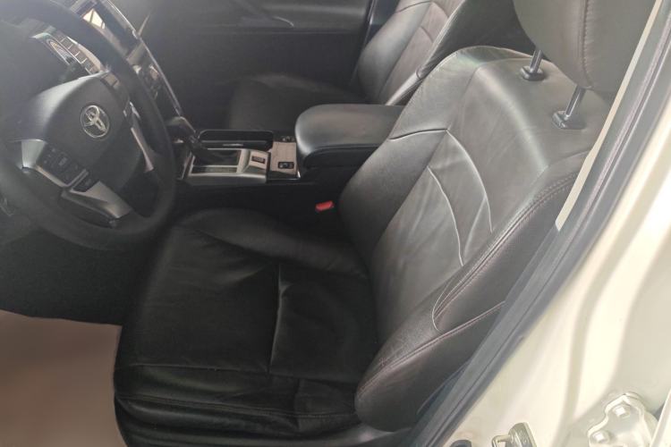 Used Toyota Reiz 2013 2.5V Elite Edition Left Front Seat