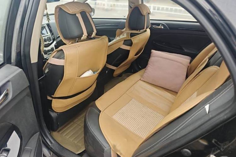 Used BYD Surui 2014 1.5TID Automatic Luxury Model
