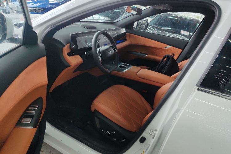 Used Changan CS75 PLUS 2025 4th Generation UItra 2.0T New Blue Whale Smart Intelligent Powertrain Version
