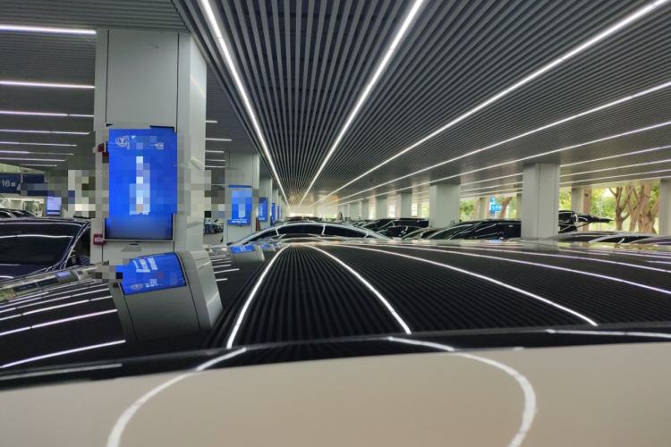 Used Mercedes-Benz EQS SUV 2023 450 4MATIC Luxury Edition