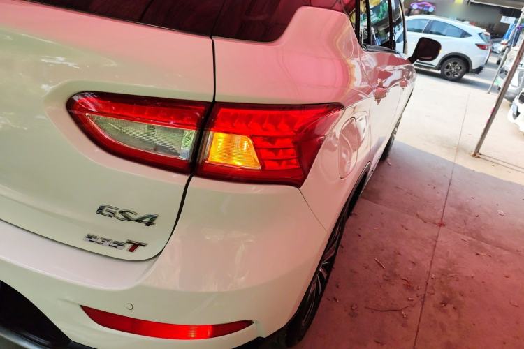 Used GAC Trumpchi GS4 2017 235T Automatic Two-Wheel Drive Luxury Smart Connectivity Version