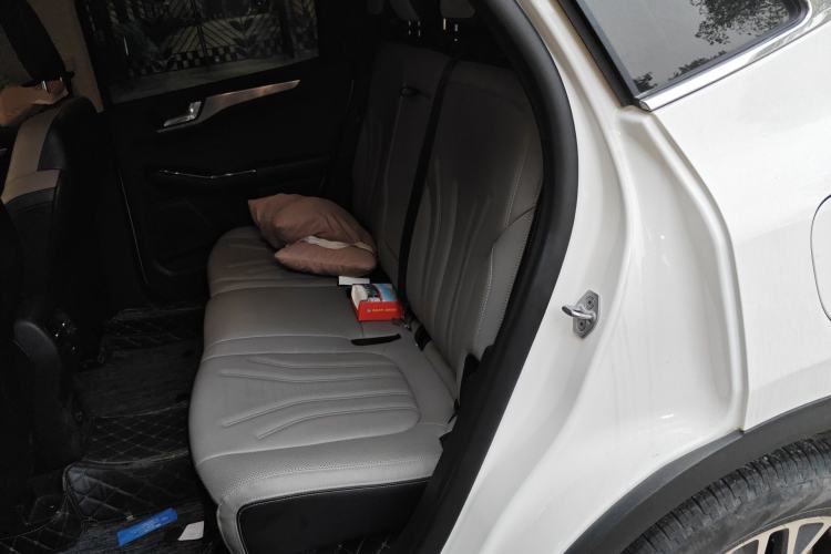 Used Ford Escape 2020 EcoBoost 245 Two-Wheel-Drive Titanium Edition