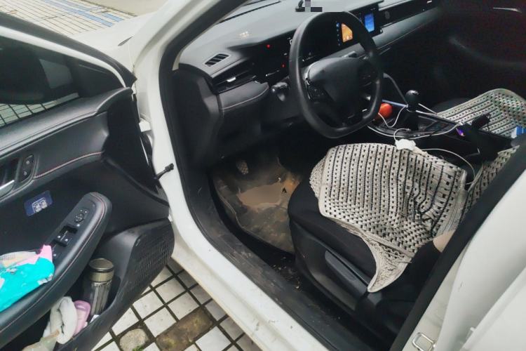 Used Roewe i5 2023 1.5L Manual Comfort Edition Driver Seat