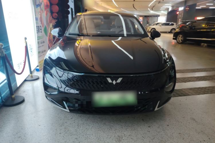 Used Wuling Xingguang 2023 150 Advanced Edition Front