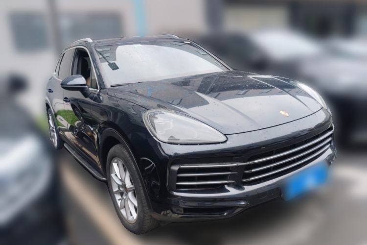 Used Porsche Cayenne 2018 Cayenne 3.0T Front Right 45 Deg