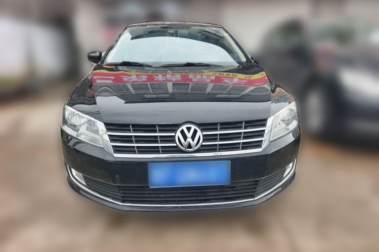 Used Volkswagen Lavida 2013 1.6L Automatic Comfort Edition
