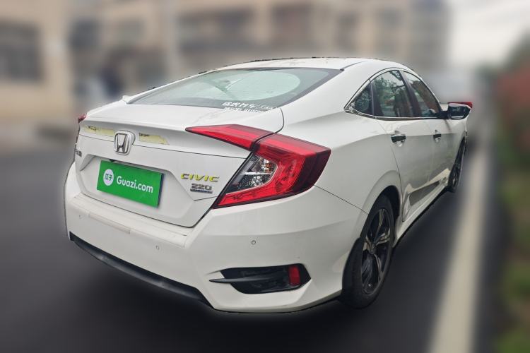 Used Honda Civic 2016 220TURBO CVT Prestige Edition
